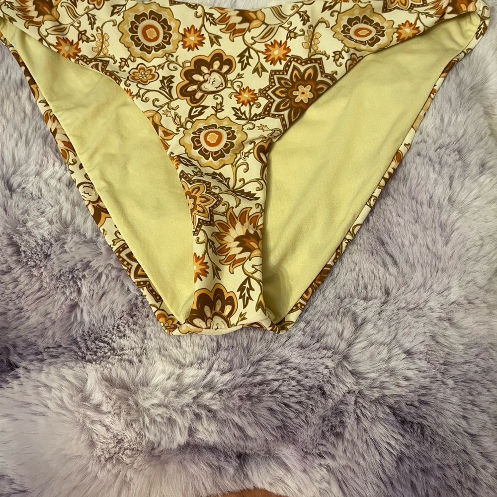 Aztec bikini set - Picture 5 of 8